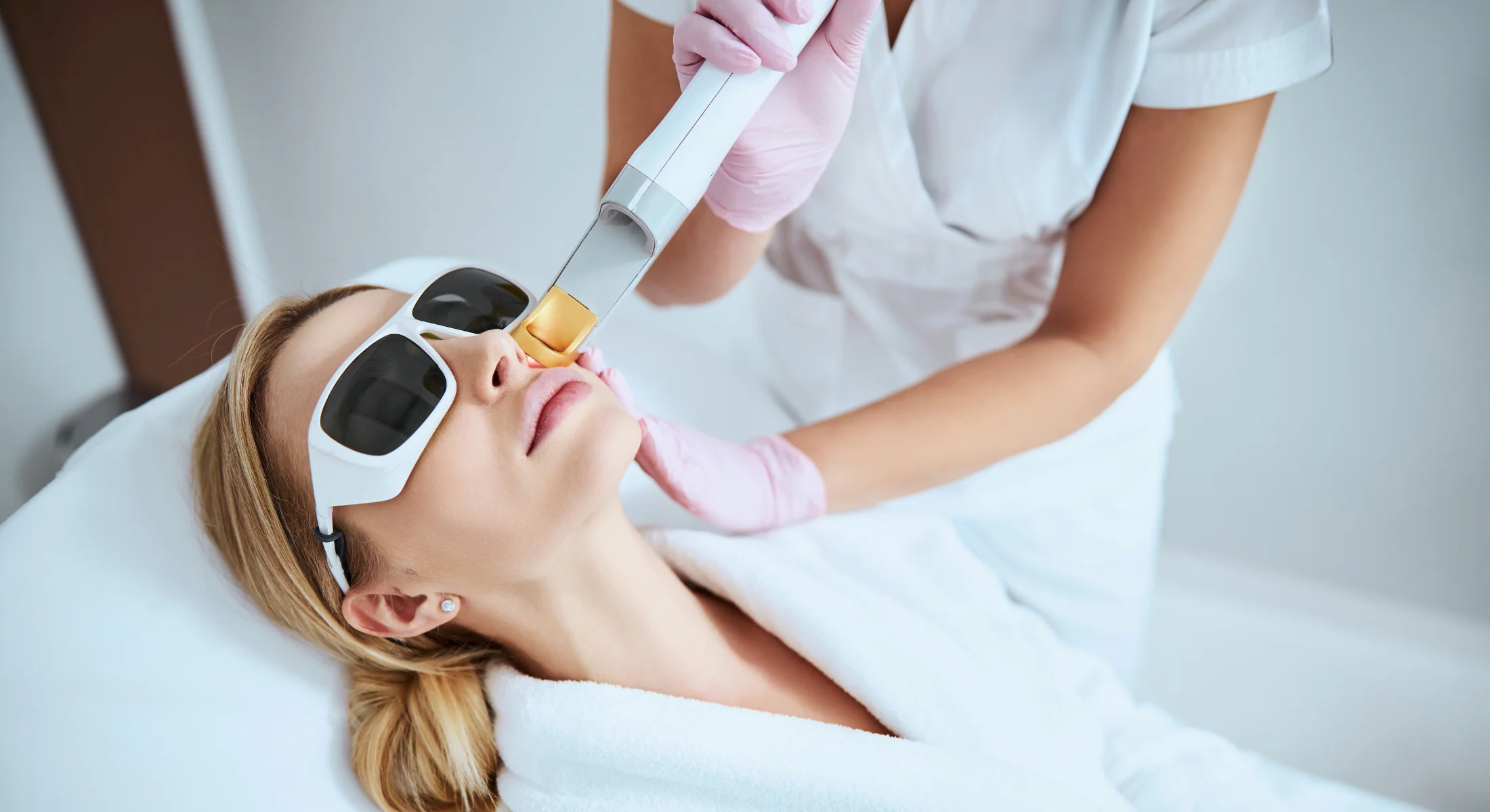 Scar revision laser treatment